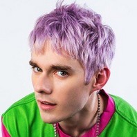 Awsten Knight