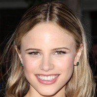 Halston Sage